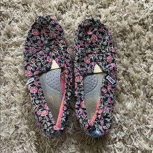 Floral Toms